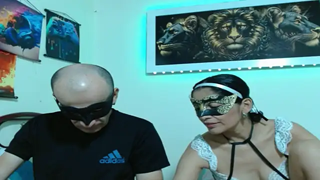 Snapshot of coplehot27 chatting on 02/11/26, 10:26 coplehot27 online show from 02/11/26, 10:26