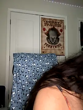 CharmingMaddie online show from 12/01/25, 06:35