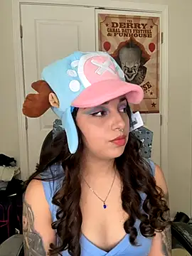 CharmingMaddie online show from 12/04/25, 04:48