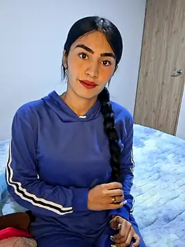 0Bonni1 online show from 10/22/25, 01:39