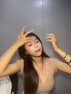 xiaoyu-777 online show from 03/28/26, 02:49