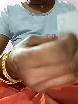 Love-pari077 online show from 10/20/25, 05:13