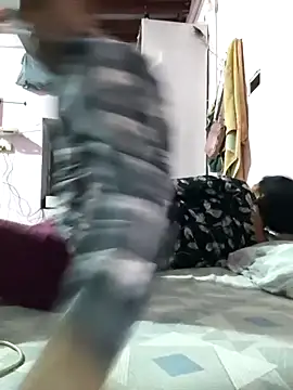 Love-pari077 online show from 10/29/25, 04:31