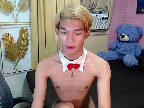 fuckerfriendsxx online show from 04/28/26, 03:28