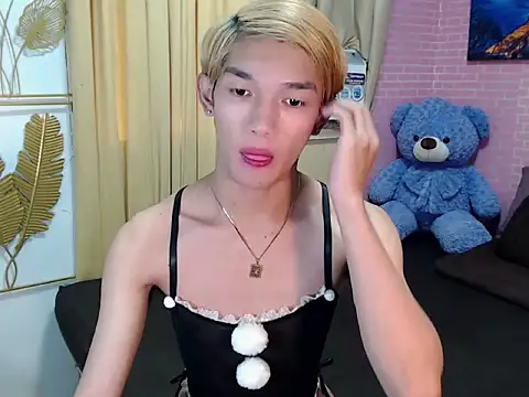 fuckerfriendsxx online show from 05/05/26, 11:02