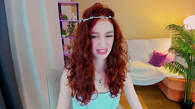 ChristinaConteeree online show from 10/16/25, 01:56
