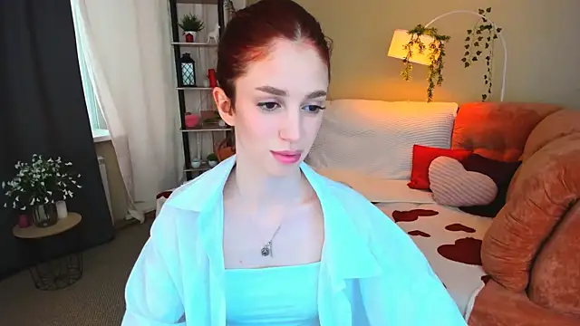 ChristinaConteeree online show from 06/18/26, 10:09