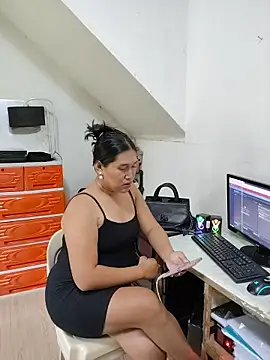 Romantic Sabrina online show from 11/16/25, 03:23