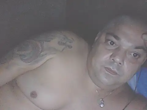 Snapshot of mauri5 chatting on 09/15/25, 09:15 mauri5 online show from 09/15/25, 09:15