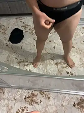 Snapshot of yellova chatting on 02/05/26, 06:34 yellova online show from 02/05/26, 06:34