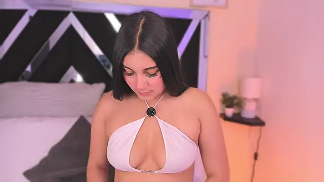 Snapshot of salem_sp chatting on 10/19/25, 02:34 salem sp online show from 10/19/25, 02:34