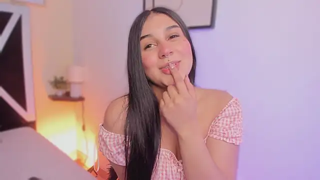 Snapshot of salem_sp chatting on 11/11/25, 11:43 salem sp online show from 11/11/25, 11:43