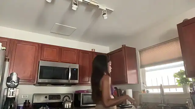 Peachyz69 online show from 09/28/25, 07:19