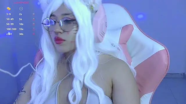 Snapshot of Hachiko_Love chatting on 10/30/25, 03:30 Hachiko Love online show from 10/30/25, 03:30