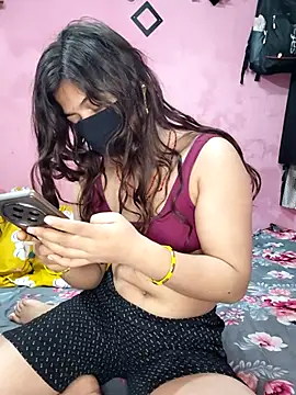 hiddennisha online show from 04/01/26, 02:45