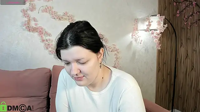 Michele Greenn online show from 09/15/25, 01:05