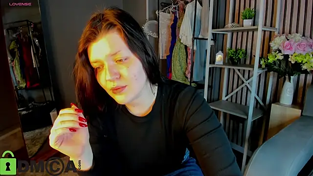 Michele Greenn online show from 12/15/25, 12:59