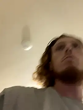 Snapshot of BIGxRED chatting on 09/15/25, 06:24 BIGxRED online show from 09/15/25, 06:24