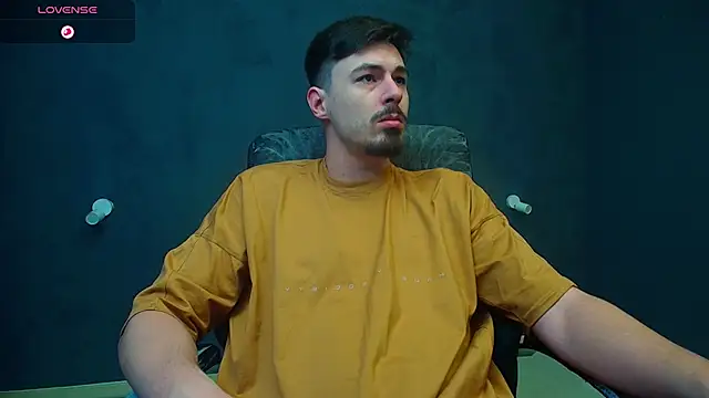 EnzoRace online show from 11/18/25, 05:34