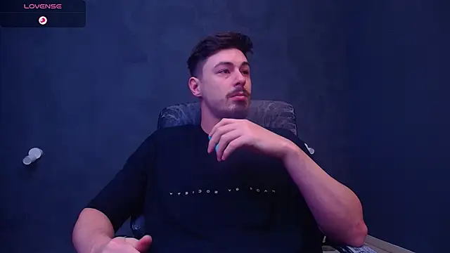 EnzoRace online show from 11/22/25, 05:39