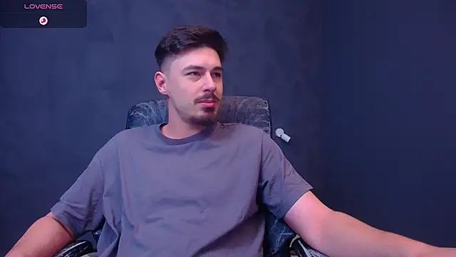 EnzoRace online show from 11/29/25, 05:54