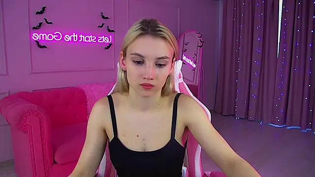 StacyEvances online show from 11/01/25, 08:49