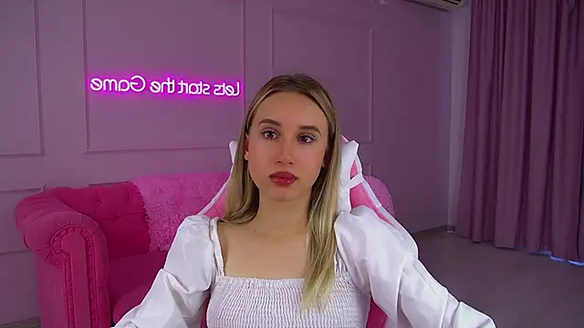 VictoriaHopsons online show from 09/27/25, 06:29