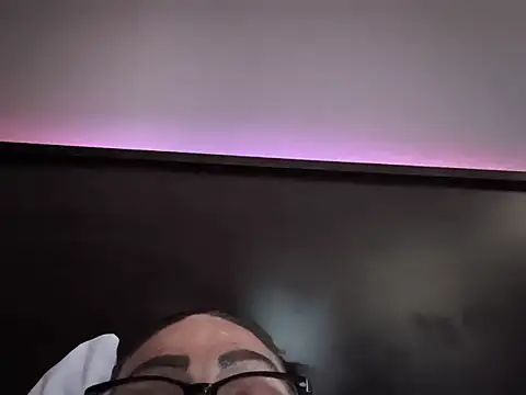 SparklesB1tch online show from 06/20/26, 05:05