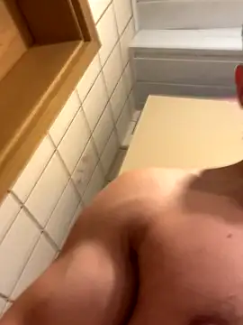 Snapshot of irimiea1729 chatting on 09/20/25, 01:12 irimiea1729 online show from 09/20/25, 01:12