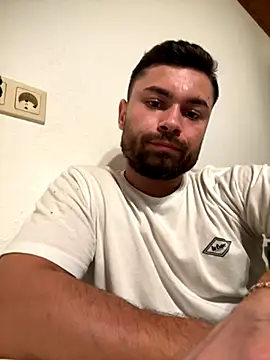 Snapshot of irimiea1729 chatting on 10/07/25, 12:41 irimiea1729 online show from 10/07/25, 12:41