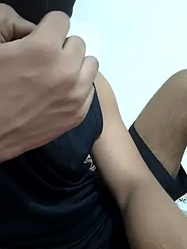 Snapshot of _urr_daddy chatting on 10/29/25, 10:00 urr daddy online show from 10/29/25, 10:00