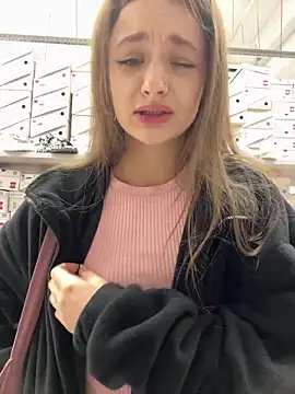 KittyQueeny online show from 09/14/25, 09:19