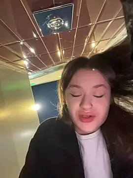 KittyQueeny online show from 10/16/25, 02:07