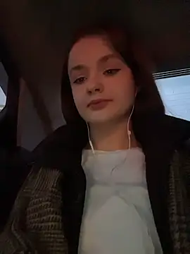 KittyQueeny online show from 10/26/25, 02:12