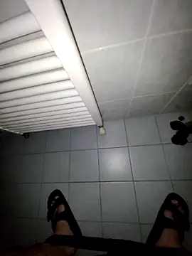 Snapshot of giova17cm chatting on 03/05/26, 11:01 giova17cm online show from 03/05/26, 11:01