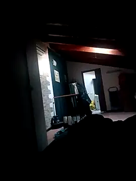 Snapshot of giova17cm chatting on 03/14/26, 05:46 giova17cm online show from 03/14/26, 05:46