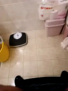 Snapshot of giova17cm chatting on 03/22/26, 09:51 giova17cm online show from 03/22/26, 09:51