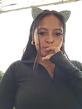 LunaHot 777 online show from 11/13/25, 06:18