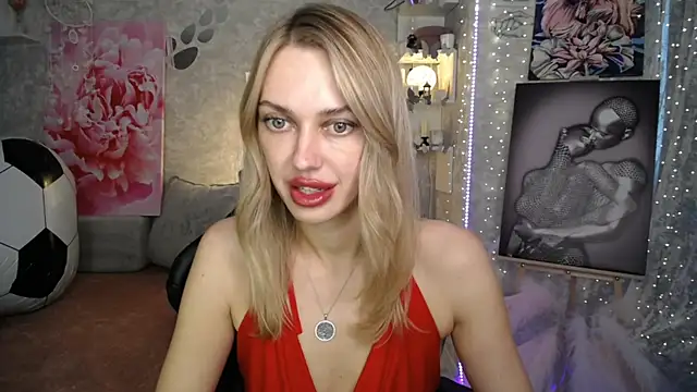 Snapshot of NickyAdamidi chatting on 07/19/26, 04:22 NickyAdamidi online show from 07/19/26, 04:22