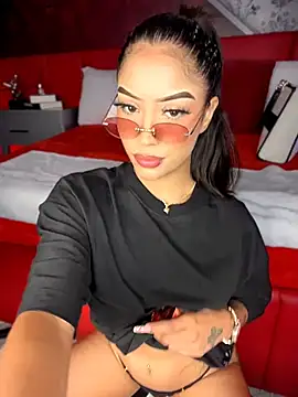 MystiqueXXX online show from 06/19/26, 01:15