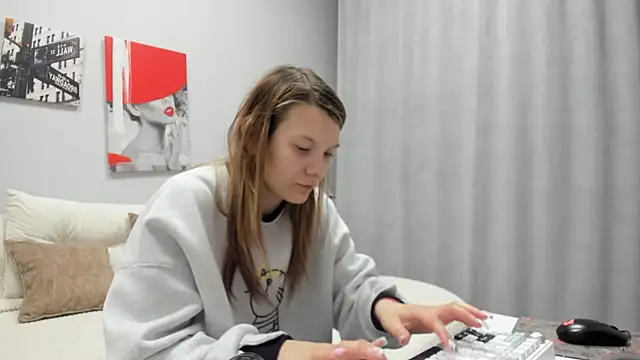 Sunny Sammy online show from 05/06/26, 03:13