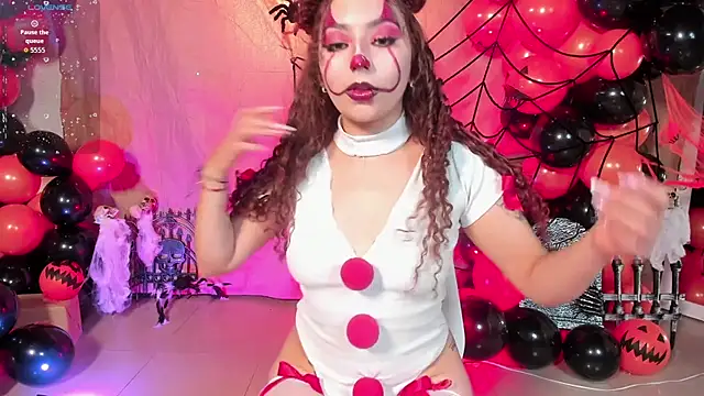 vane vixen online show from 10/16/25, 08:32