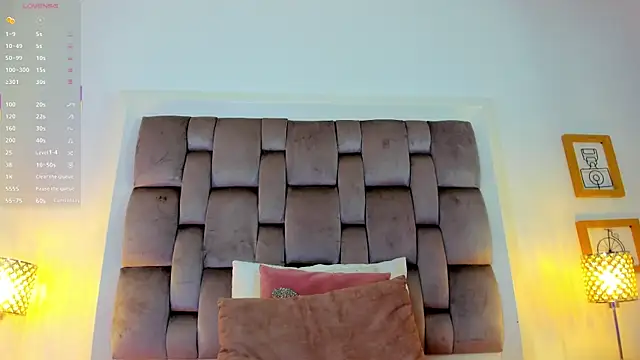 Snapshot of HarleyQueen666 chatting on 10/13/25, 11:10 HarleyQueen666 online show from 10/13/25, 11:10