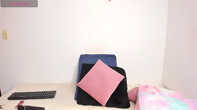 Brandy brown  online show from 09/09/25, 12:10