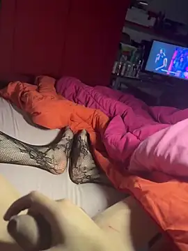 Snapshot of Feetlove1216 chatting on 10/13/25, 10:54 Feetlove1216 online show from 10/13/25, 10:54