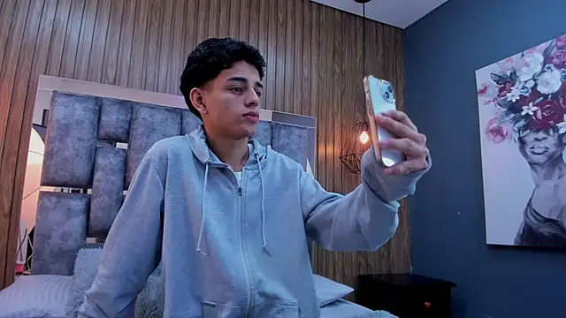 owen  johnson online show from 11/19/25, 11:54