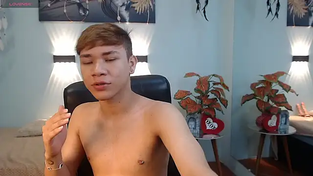 Snapshot of nathanclay chatting on 01/08/26, 03:42 nathanclay online show from 01/08/26, 03:42