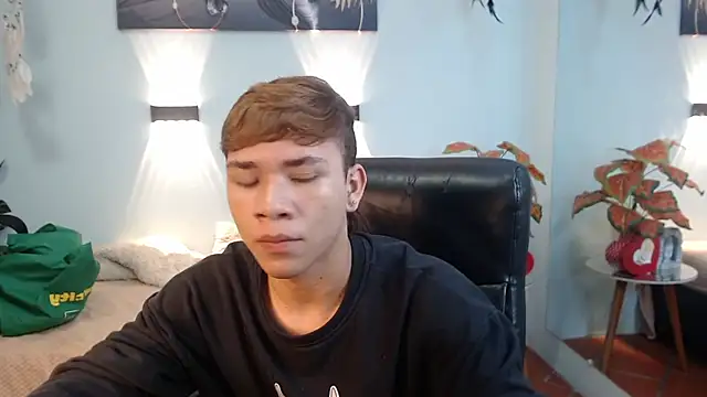 Snapshot of nathanclay chatting on 01/09/26, 02:58 nathanclay online show from 01/09/26, 02:58