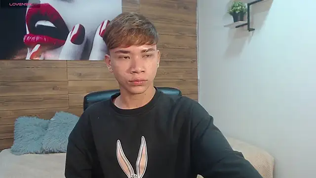 Snapshot of nathanclay chatting on 02/19/26, 03:57 nathanclay online show from 02/19/26, 03:57