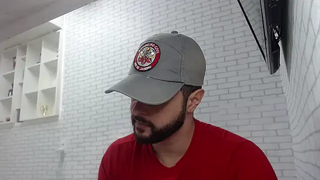 Snapshot of BombeiroHotx chatting on 01/14/26, 09:09 BombeiroHotx online show from 01/14/26, 09:09